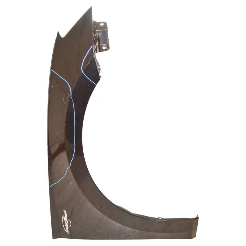 Značkový blatník přední levý ŠKODA Superb III 3V0 (lift)3V0821105 - poškozený