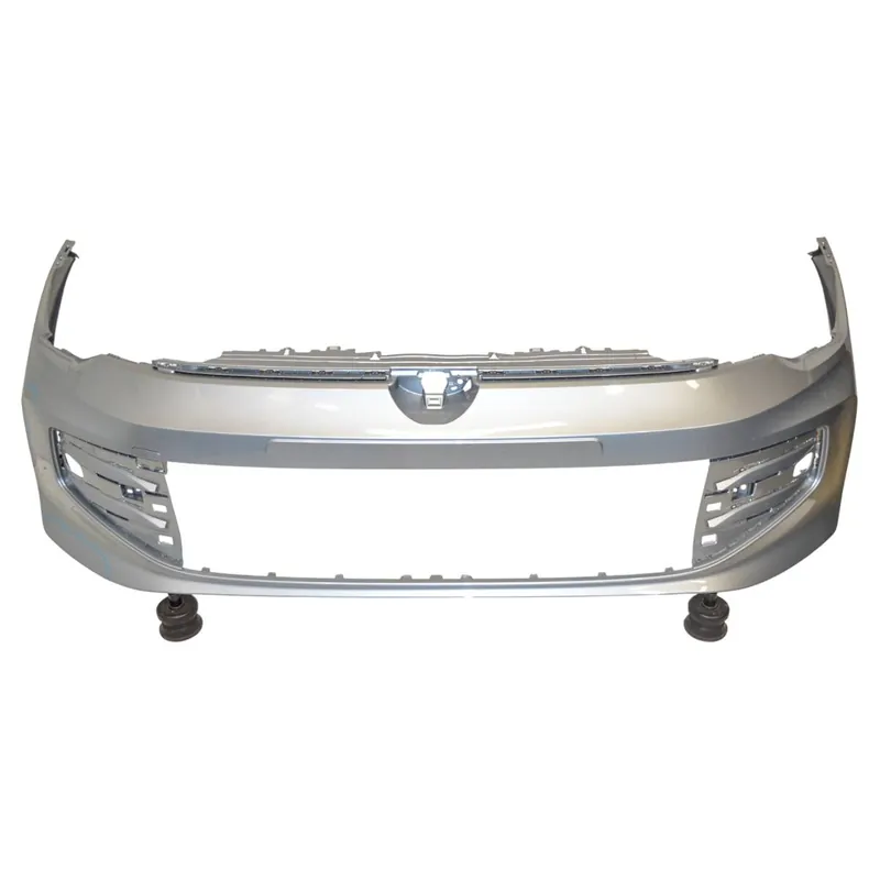 Vysoce Kvalitní nárazník přední VW Golf VIII 5H0 lift5H0807221AA - poškozený