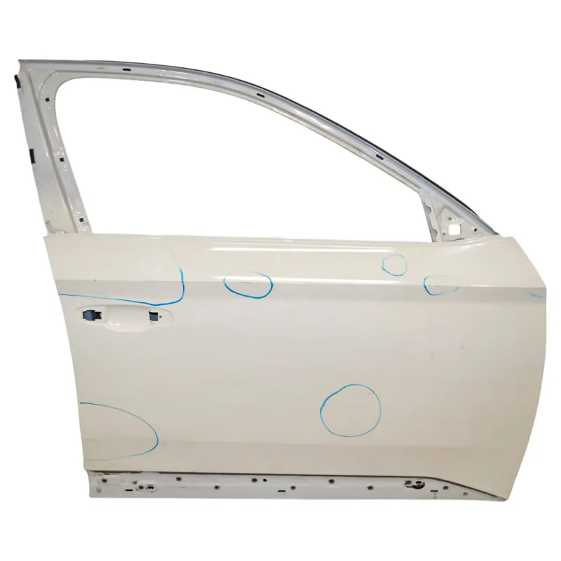 dveře přední pravé - holé ŠKODA Superb III 3V0 (lift) Scout3V0831052/A - poškozené Cenový Hit