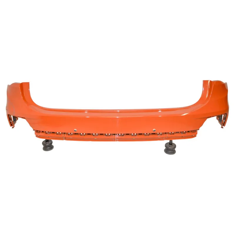 Aktuální nárazník zadní - PDC AUDI Q3 83A83A807511A83A807067A - poškozený