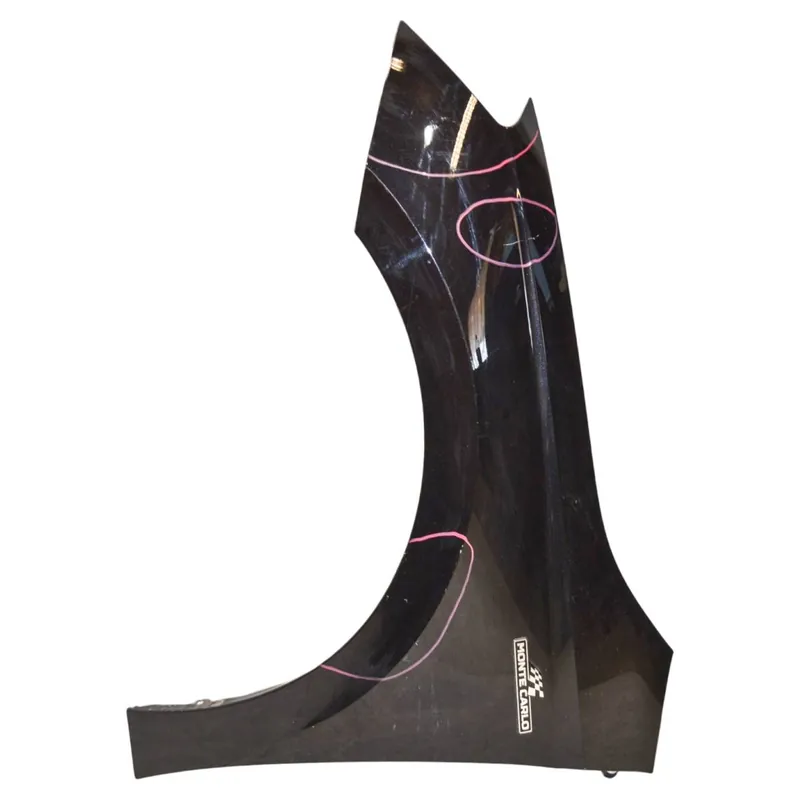 blatník přední levý ŠKODA Fabia IV 6VA6VA8211056VA821105A - poškrábaný Speciální Cena