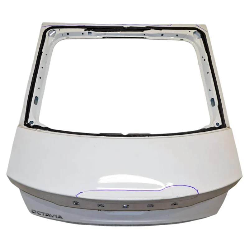 zadní páté dveře - holé ŠKODA Octavia IV 5E3 sedan5E6827023/A/B - poškozené, opravované Nová Kolekce