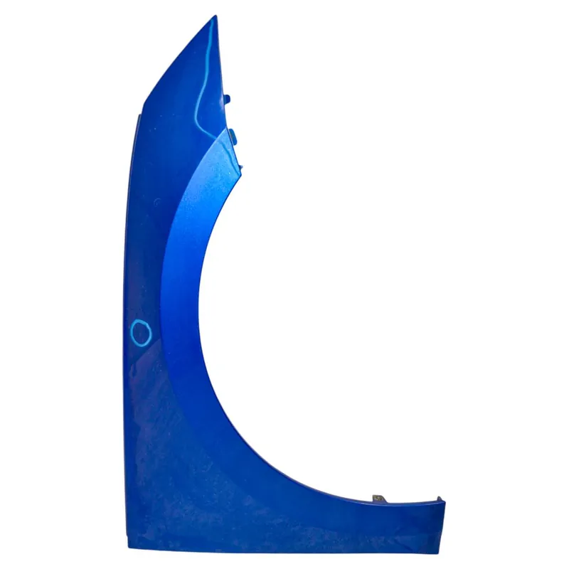 Vysoce Kvalitní blatník přední pravý ŠKODA Octavia IV 5E35E38211065E3821106A5E3821106B - poškozený