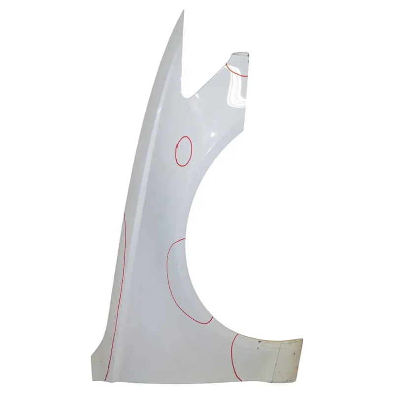 blatník přední pravý AUDI A6 4G0 (lift)4G0821102 - poškozený Horká Nabídka