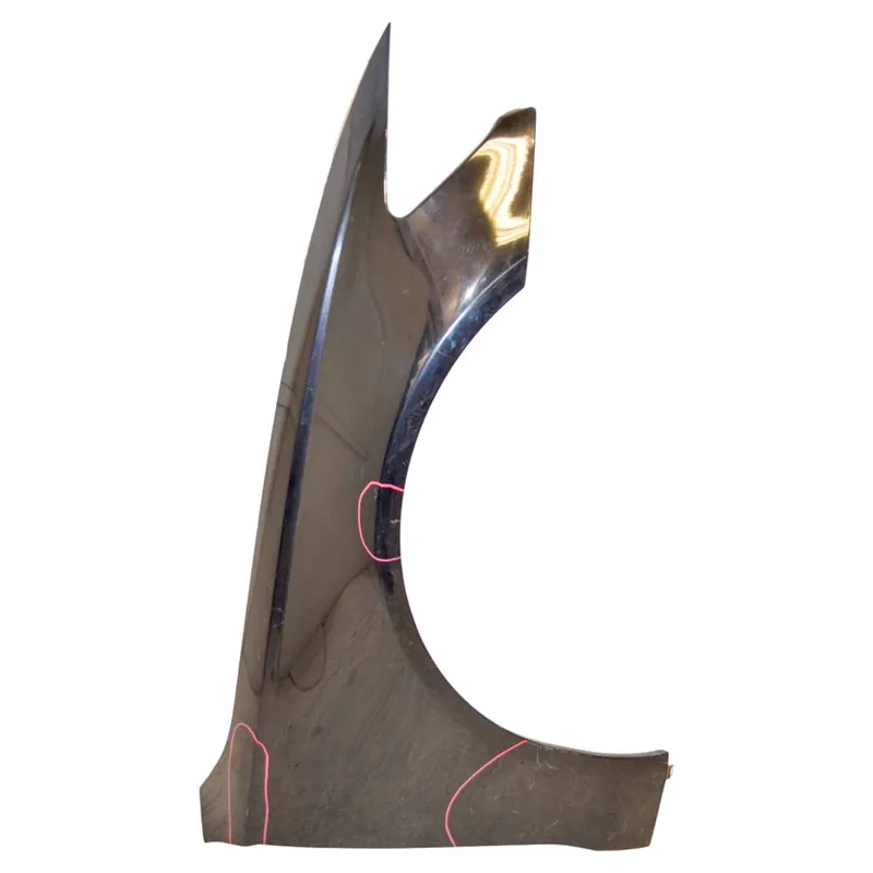 blatník přední pravý AUDI A6 4G0 (lift)4G0821102 - poškozený Časově Omezené