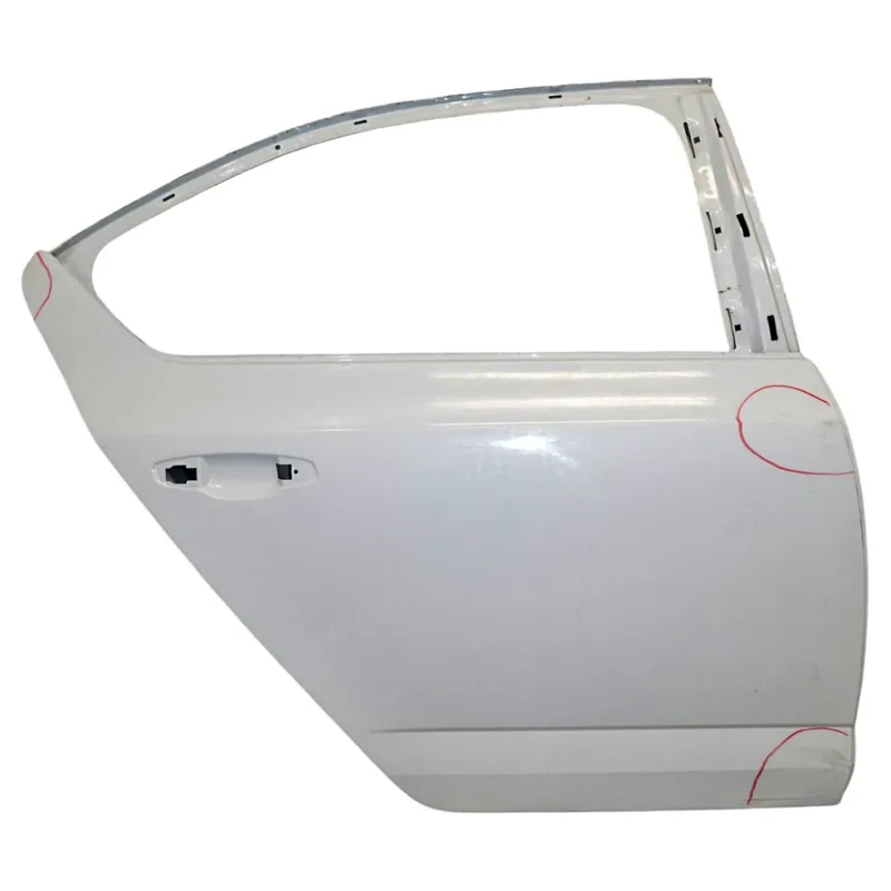 Vrácení Zdarma dveře zadní pravé - holé ŠKODA Octavia III 5E0 (lift) sedan5E5833052/A/B - poškozené