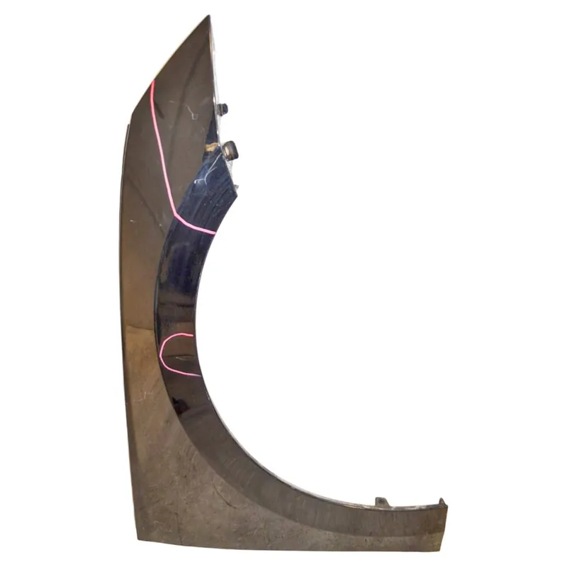 Zlevněný blatník přední pravý ŠKODA Octavia IV 5E35E38211065E3821106A - lehce poškozený