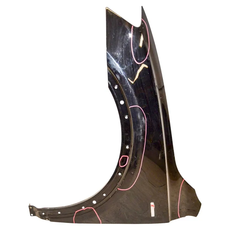 blatník přední levý AUDI Q3 8U0 (lift) 2012-20188U0821105 - poškozený Ihned K Objednání