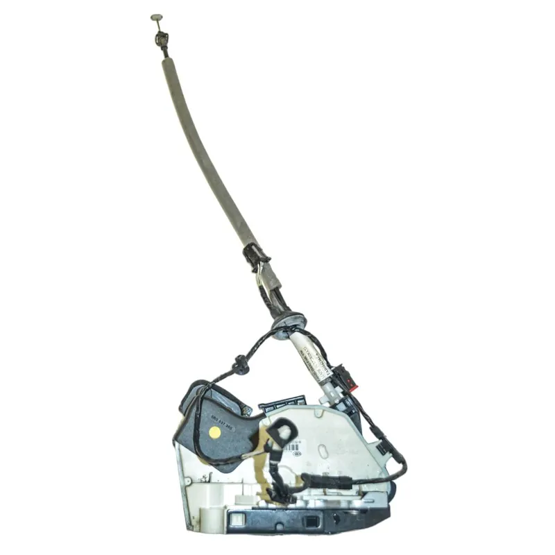 zámek dveří pravý přední VAG5E1837016A/C5TB837016A/C/E Nová Kolekce