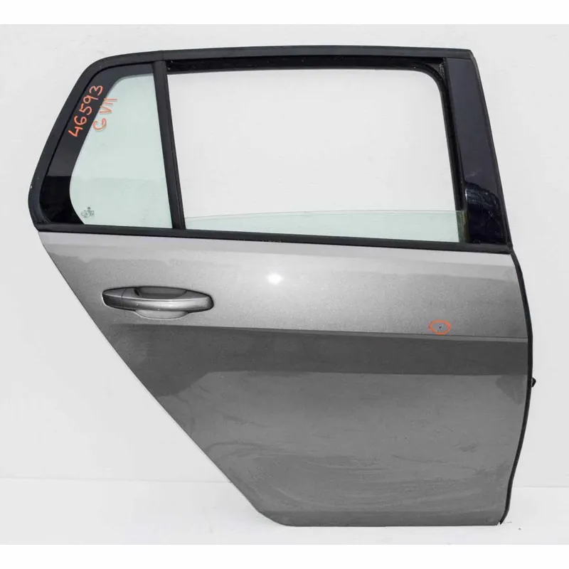 Autentický dveře zadní pravé VW Golf VII 5G0 HB - poškrábaný lak