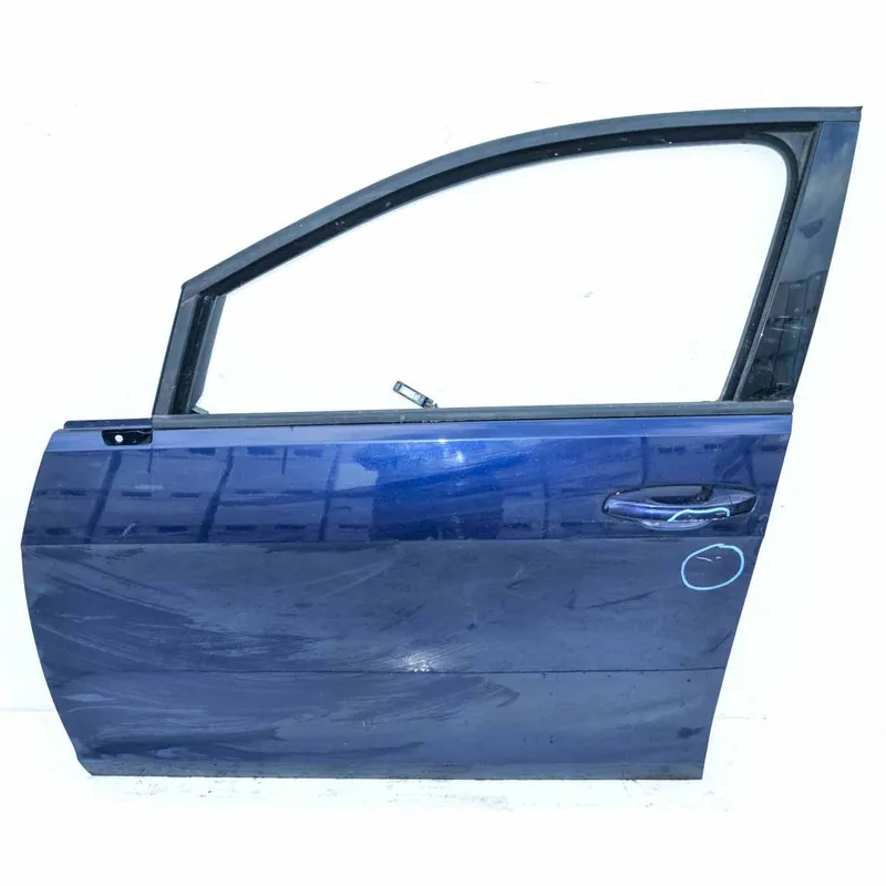 Vysoce Kvalitní dveře přední levé VW Golf VII lift 5G0 - lehce poškozené