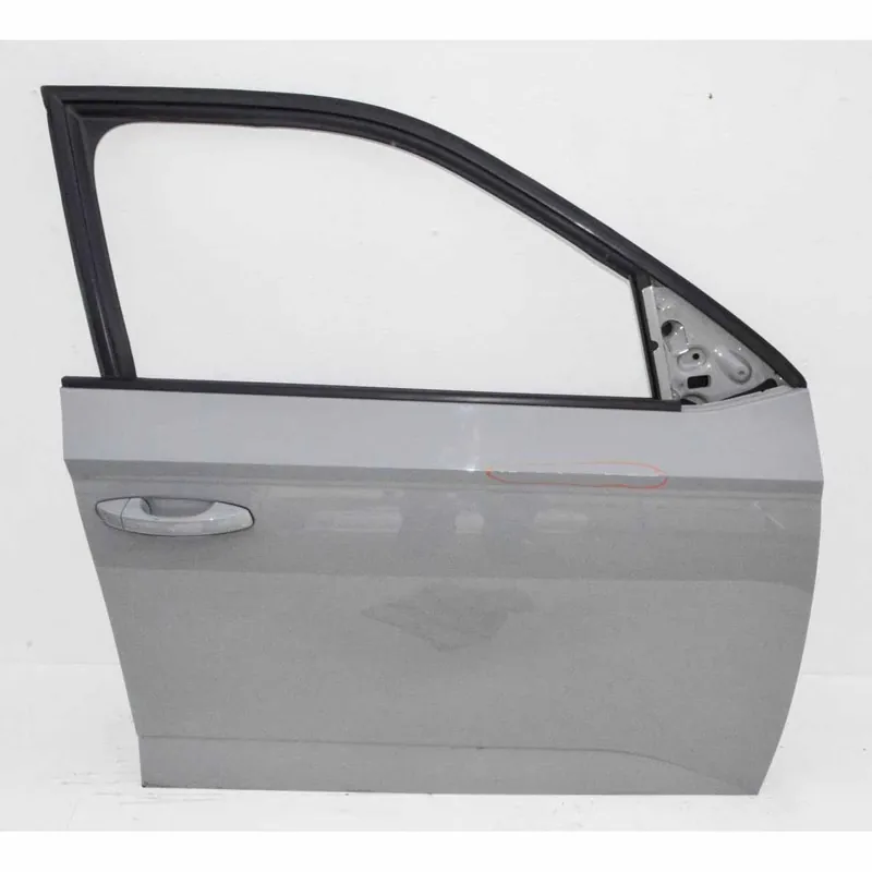 dveře přední pravé ŠKODA Fabia III 6V06V0831312 - poškrábané Zlevněný