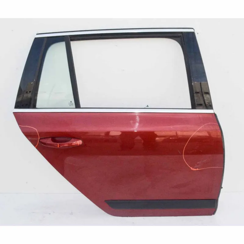 dveře zadní pravé - mech. stahování ŠKODA Octavia III 5E0 Scout combi5E9833312 - poškr. Doprava Zdarma