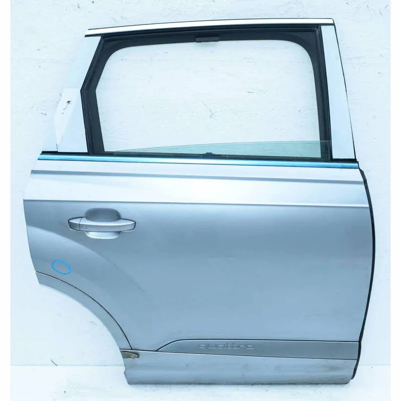 Akční Nabídka dveře zadní pravé AUDI Q7 4M0 16-> - poškrábaný lak