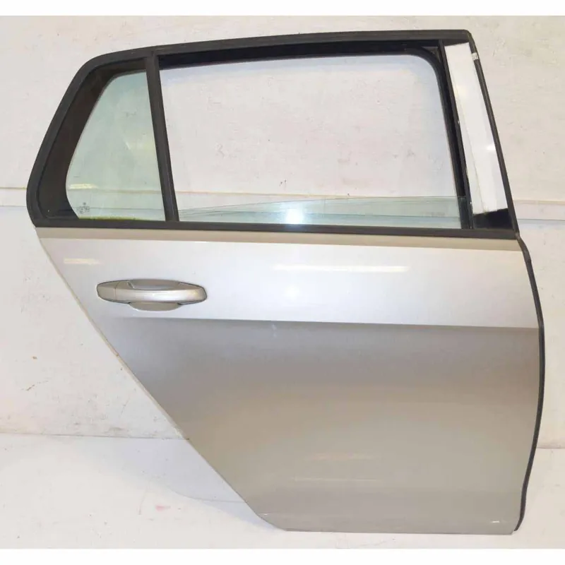 Cenová Bomba dveře zadní pravé VW Golf VII 5G0 HB5G4833056AC - poškrábaný lak