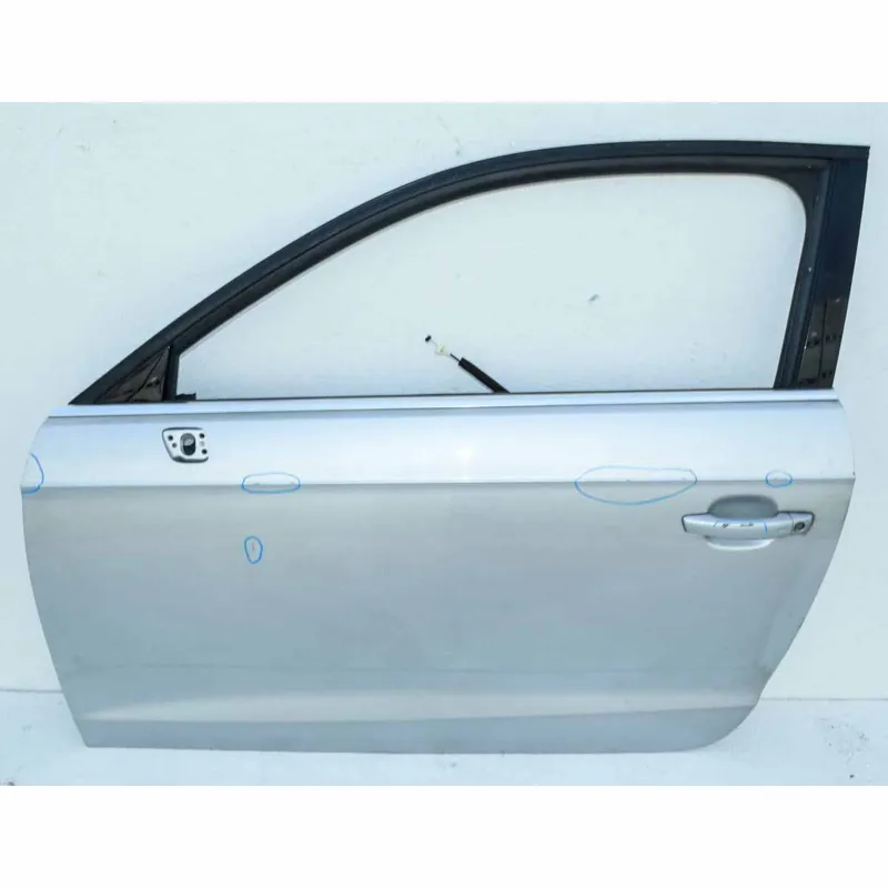dveře levé přední AUDI A3 8V0 3DV - poškrábaný lak Aktuální