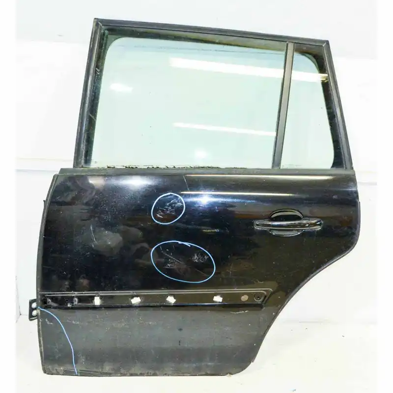 dveře zadní levé CITROEN C4 Picasso - poškozené, poškrábané Ihned K Objednání
