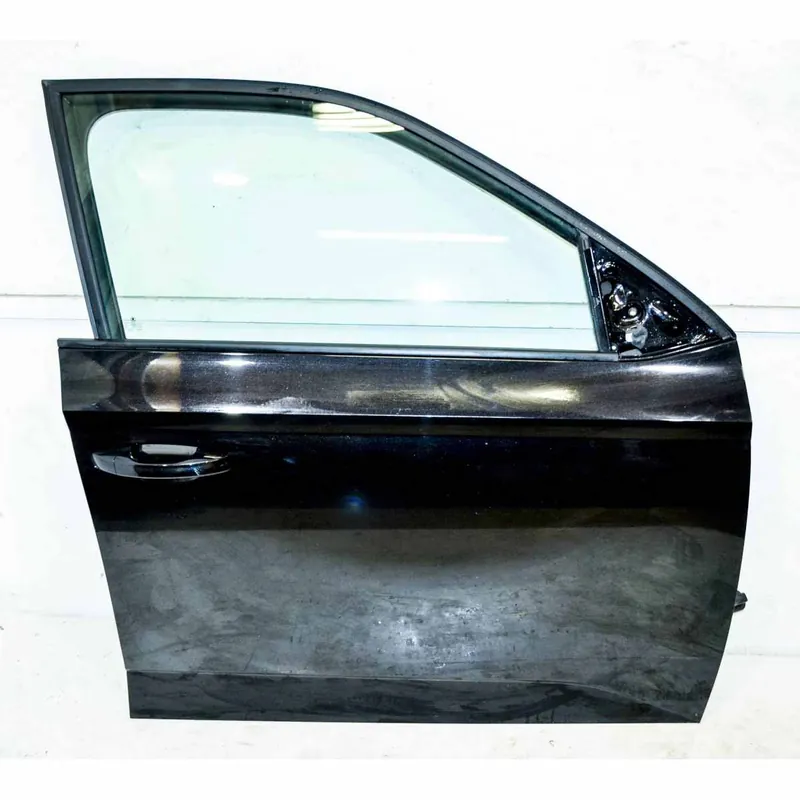 dveře přední pravé ŠKODA Fabia III 6V0 lift6V0831052A Oblíbený