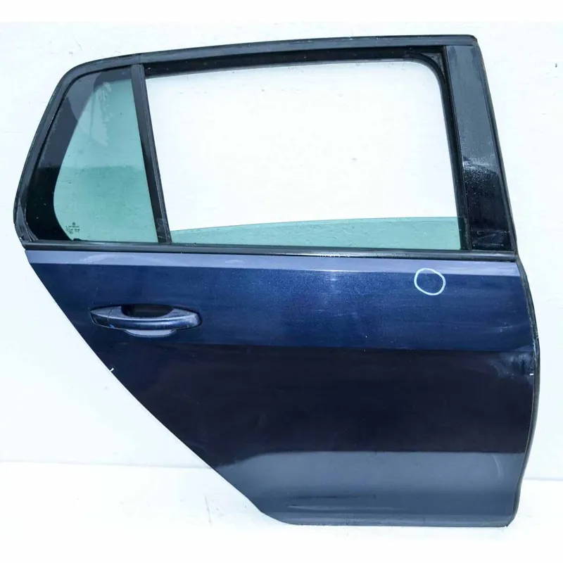 Vrácení Zdarma dveře zadní pravé VW Golf VII 5G0 HB - lehce poškozené