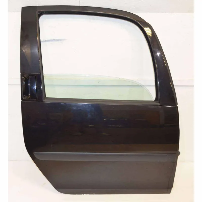 Doprava Zdarma dveře zadní pravé ŠKODA Roomster 5J7 lift5J7833056 - poškrábaný lak