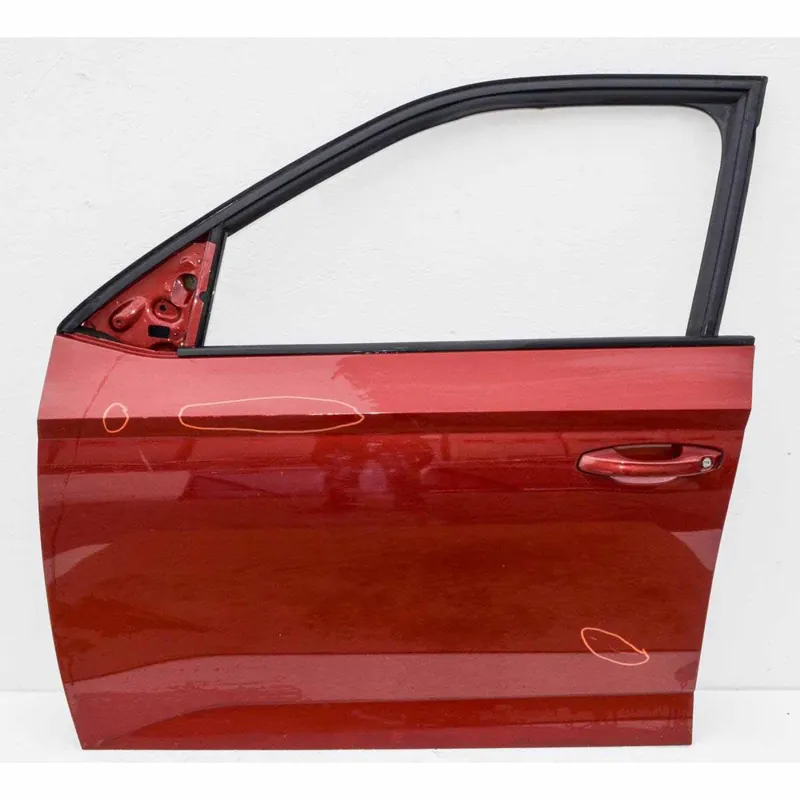 Cenově Výhodný dveře přední levé ŠKODA Fabia III 6V06V0831311 - lehce poškozené