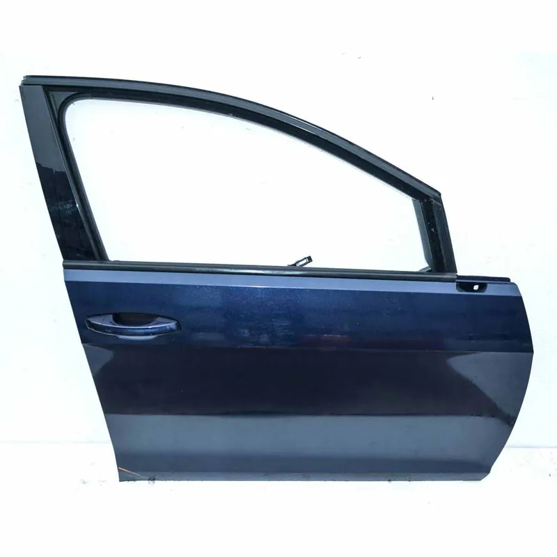 Cenová Bomba dveře přední pravé VW Golf VII 5G0 - lehce poškozené