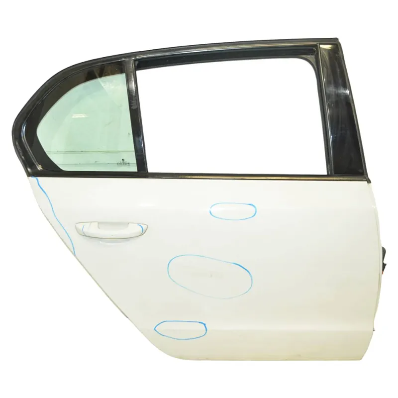 dveře zadní pravé ŠKODA Superb II 3T0 (lift) sedan3T5833056 - pošk. lak, bez stahovačky Bezpečná Platba