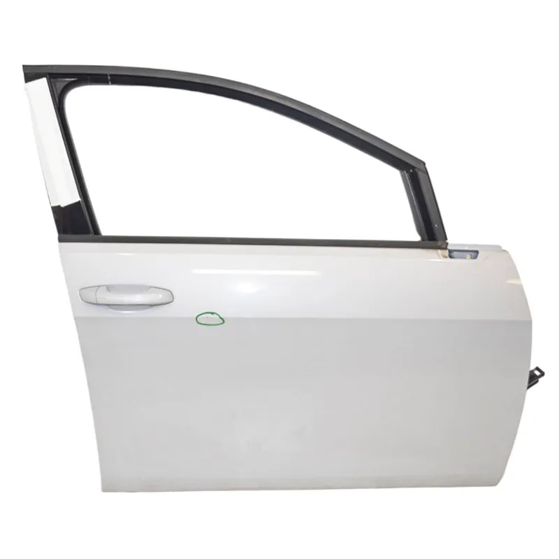 Vysoce Kvalitní dveře přední pravé VW Golf VII 5G0 lift5G4831056AS - lehce poškrábané
