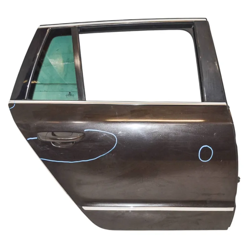 Bezpečná Platba dveře zadní pravé ŠKODA Superb II 3T0 combi3T9833056 - poškozené