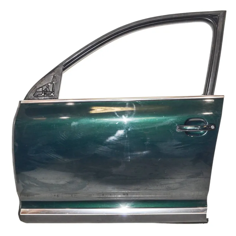 Výprodej dveře přední levé VW Touareg 7LA 7L67L0831055L - lehce poškrábané