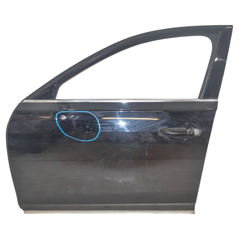 Akční Nabídka dveře přední levé AUDI A8 4N04N0831051A - poškozené