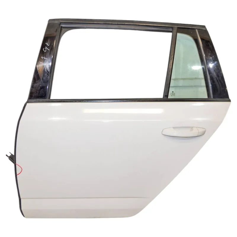 dveře zadní levé ŠKODA Octavia III 5E0 (lift) combi 5E9833311 5E9833051/A/B - poškozené Doprava Zdarma