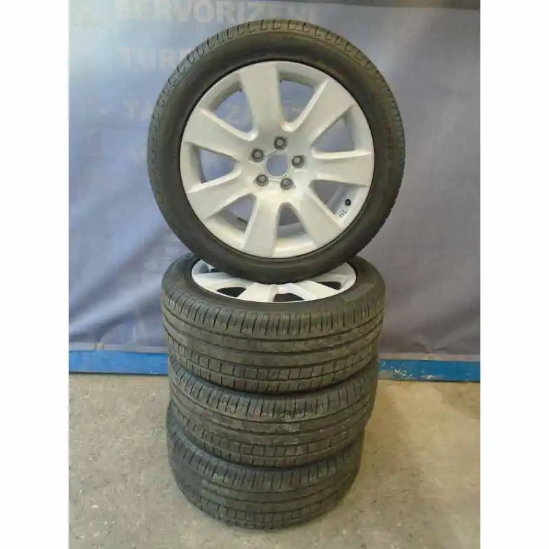 Akce AUDI A4 8W0 Allroad sada kol s pneu 245/45 R18 7,5Jx18H2 ET298W9601025B