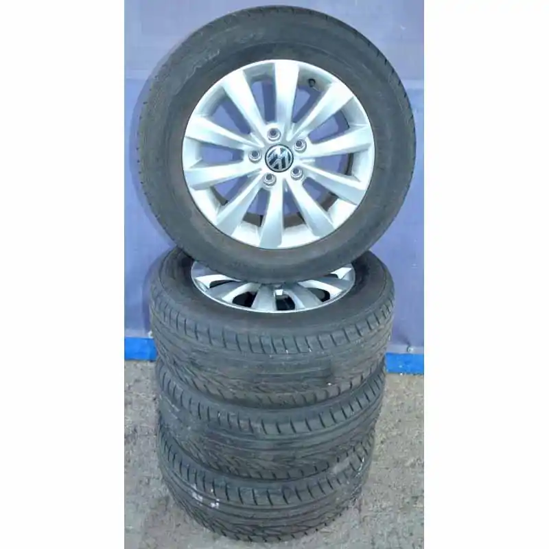 VW New Beetle 5C5 sada kol s pneu 215/60 R16 6,5Jx16H2 ET4456D601025C Cenová Bomba