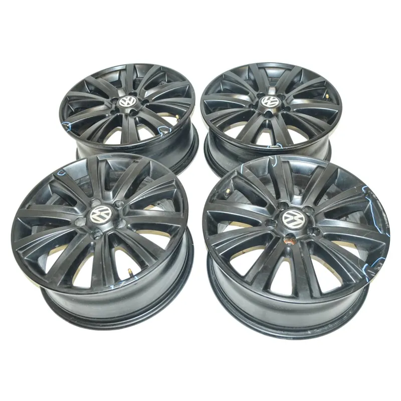 Cenová Bomba VW Amarok 2H0 (lift) sada kol (ALU disků) 7,5Jx18H2 ET452H0601025AH - poškrábané