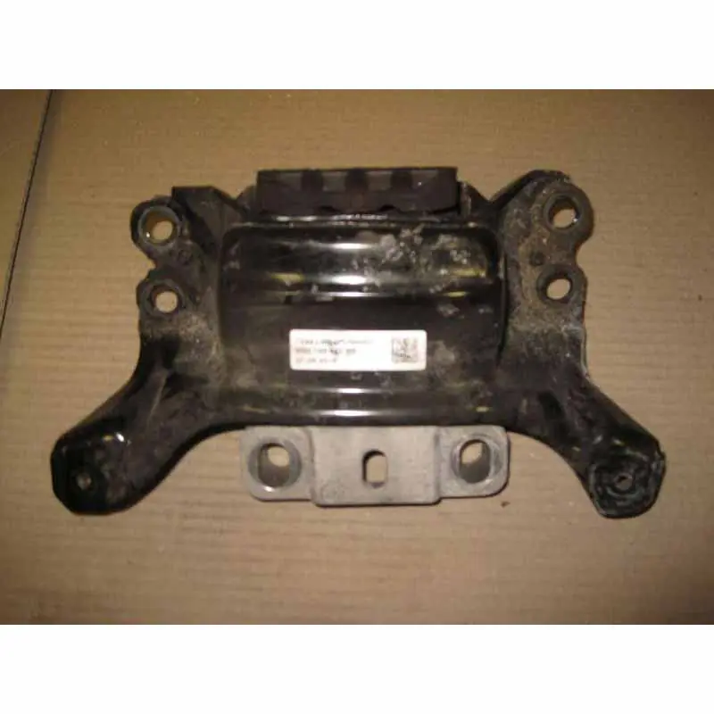 Top Prodej silentblok převodovky ŠKODA Octavia III 5E0 1,0 TSI5Q0199555BD