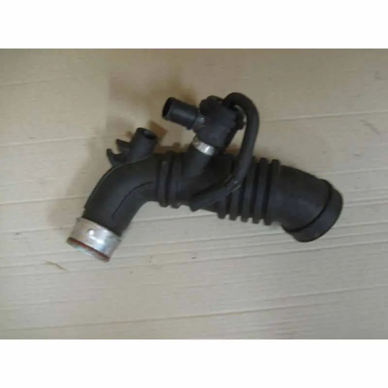 Super Cena trubka sání - hrdlo nasávací VAG06A133356G06A133354C