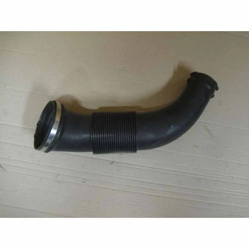 trubka sání VAG4H0129606B Top Prodej