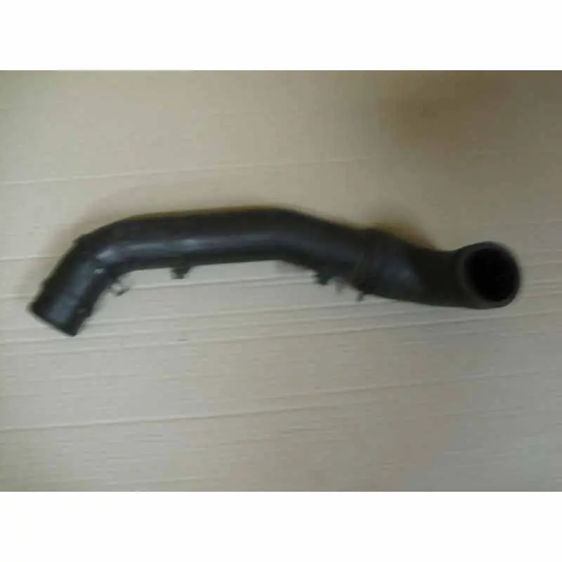 trubka intercooler VAG6Q0145770F Expresní Doručení