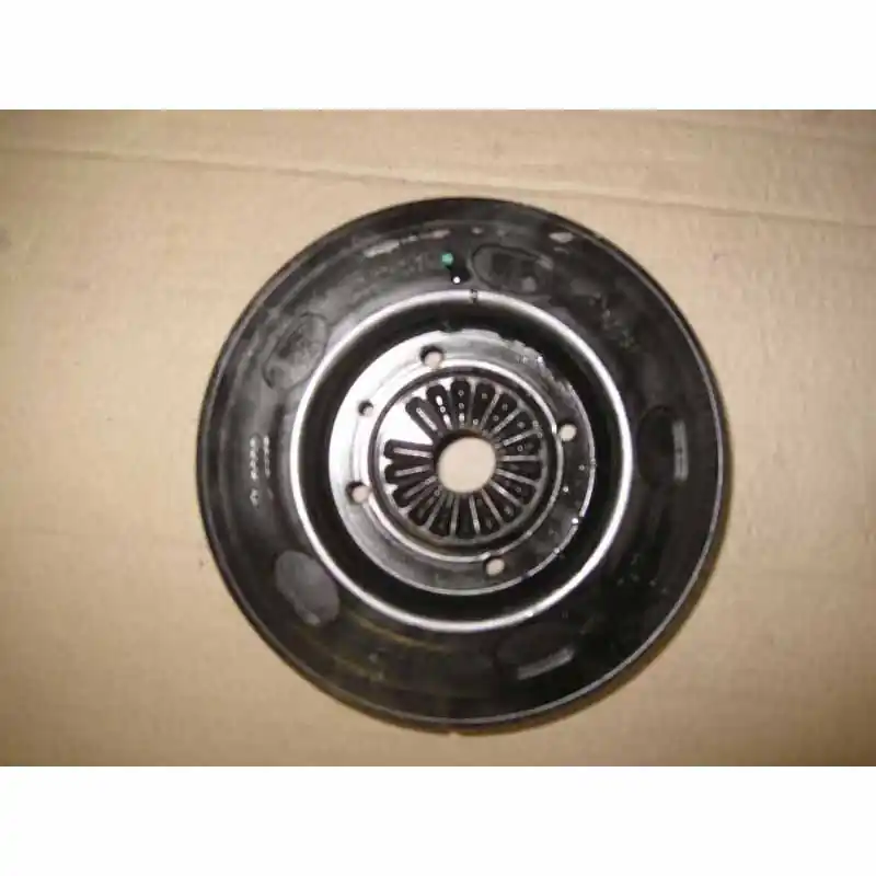 Objednat Nyní řemenice - tlumič kmitů SEAT Leon 5F0 2,0 TFSI06H105243K