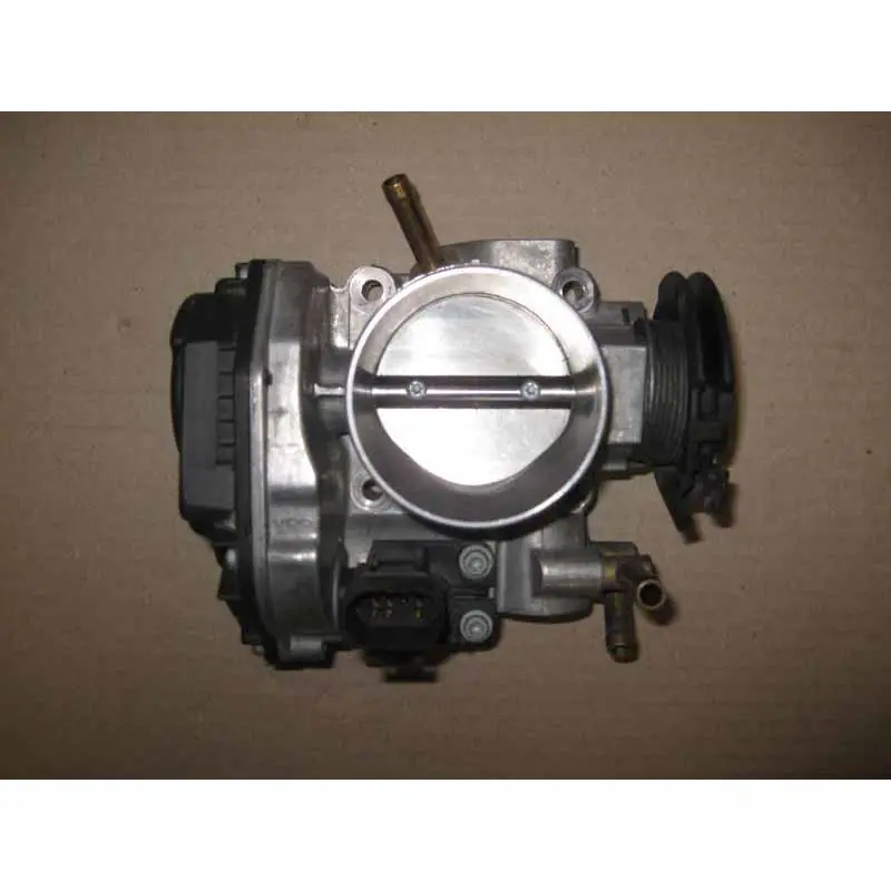 Horká Nabídka škrtící klapka VW ŠKODA AUDI SEAT06A133064M - nová