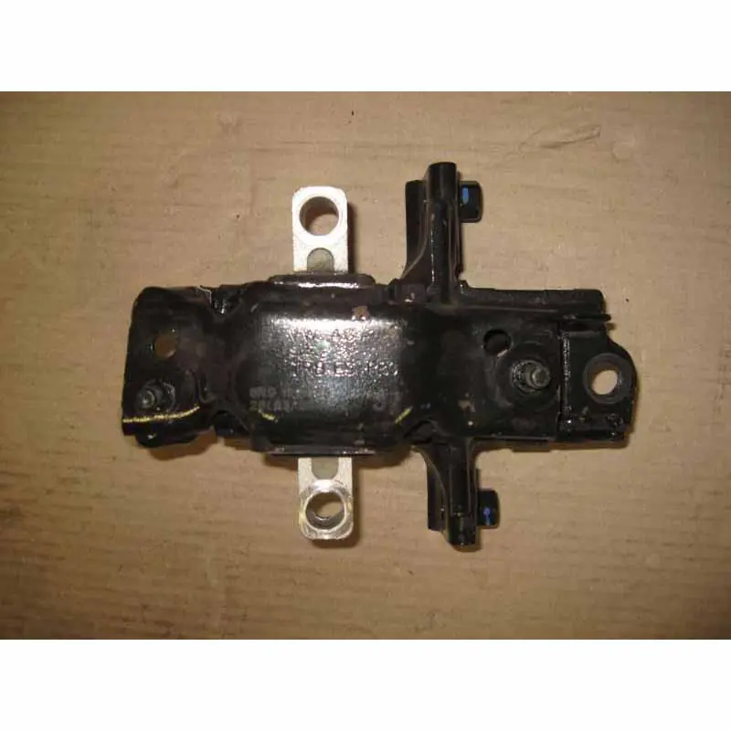 silentblok převodovky ŠKODA Fabia III 6V0 1,4 TDI CUS6R0199555D Doprava Zdarma