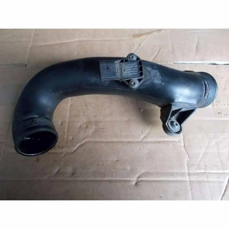 Značkový trubka intercooler VW Amarok 2H0 2,0 TFSi CFP2H0145762A