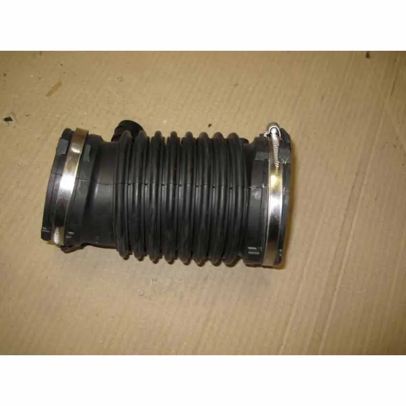 Aktuální trubka sání VW Passat B8 3G0 2,0 TDI3Q0129615