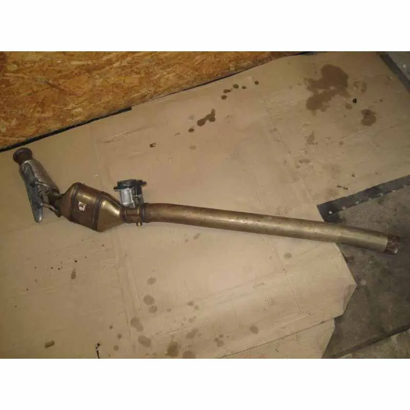 Aktuální FAP filtr + škrtící klapka + výfuk VW Passat B8 3G0 2,0 TDI CUA3Q0131705D3Q0253059AK