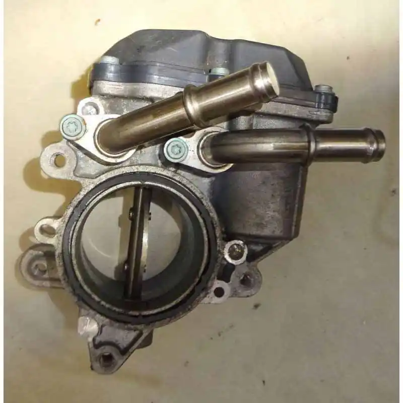 Zlevněný škrtící klapka VAG 2,0 TDI CKF 110 kW04L128063HV100