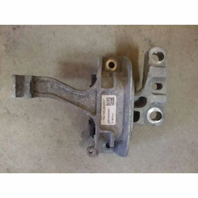 Vrácení Zdarma silentblok motoru ŠKODA Octavia III 5E0 1,8 TSI 132 kW CJS5Q0199262BK