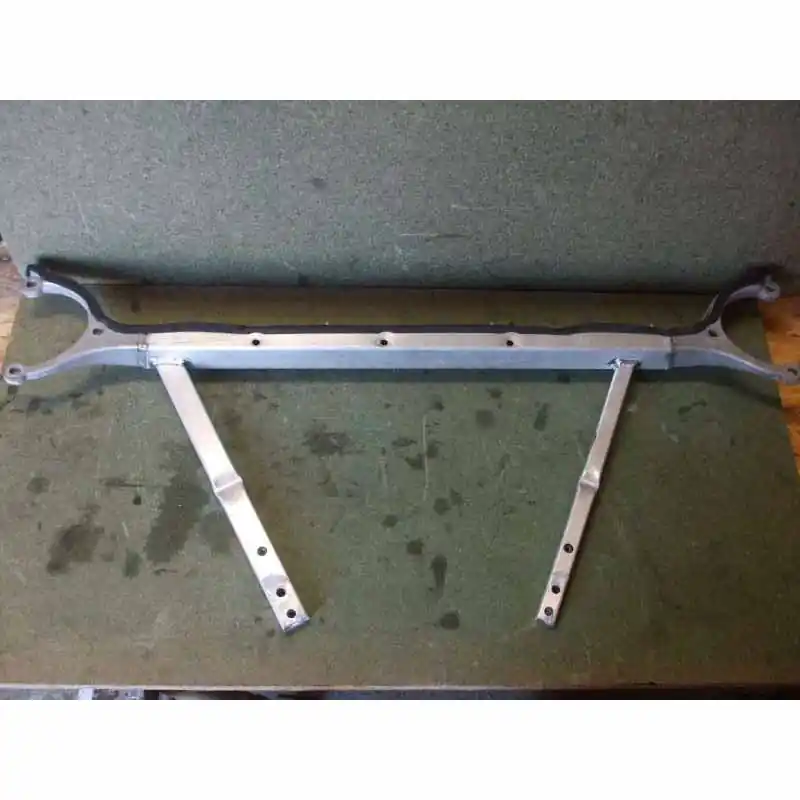 Dokud Zásoby Vydrží Audi A8L 4E0 09 4.2 TDI rozpěra 4E1865253F