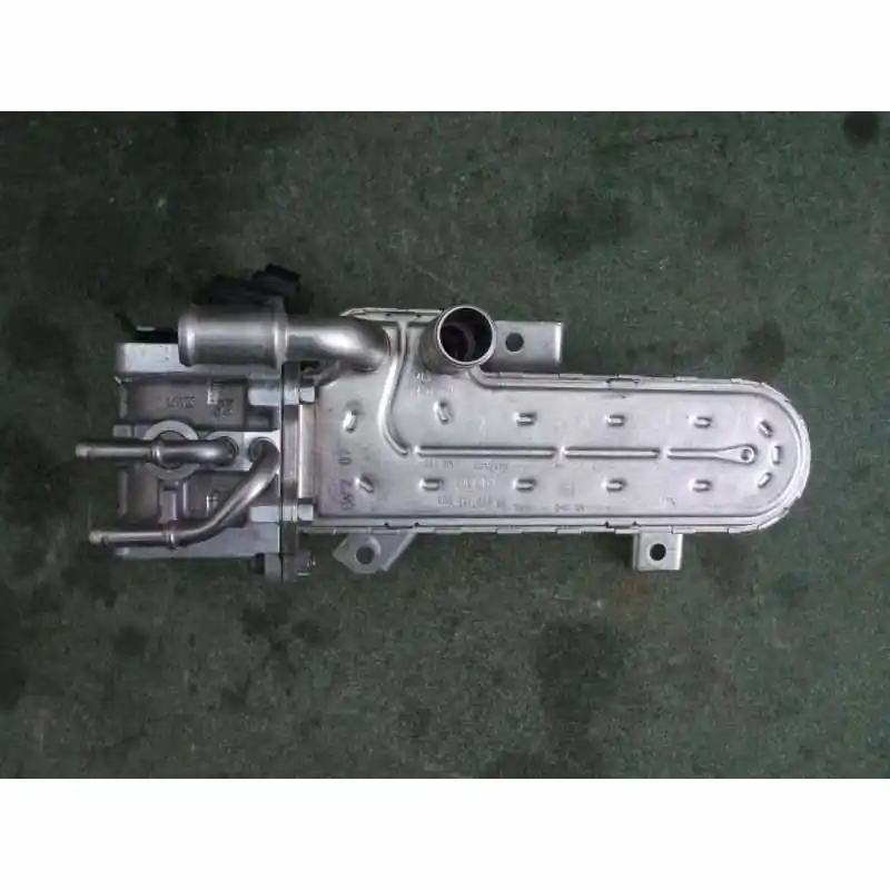 EGR chladič ŠKODA Superb II 3T0038131513AD Must-Have