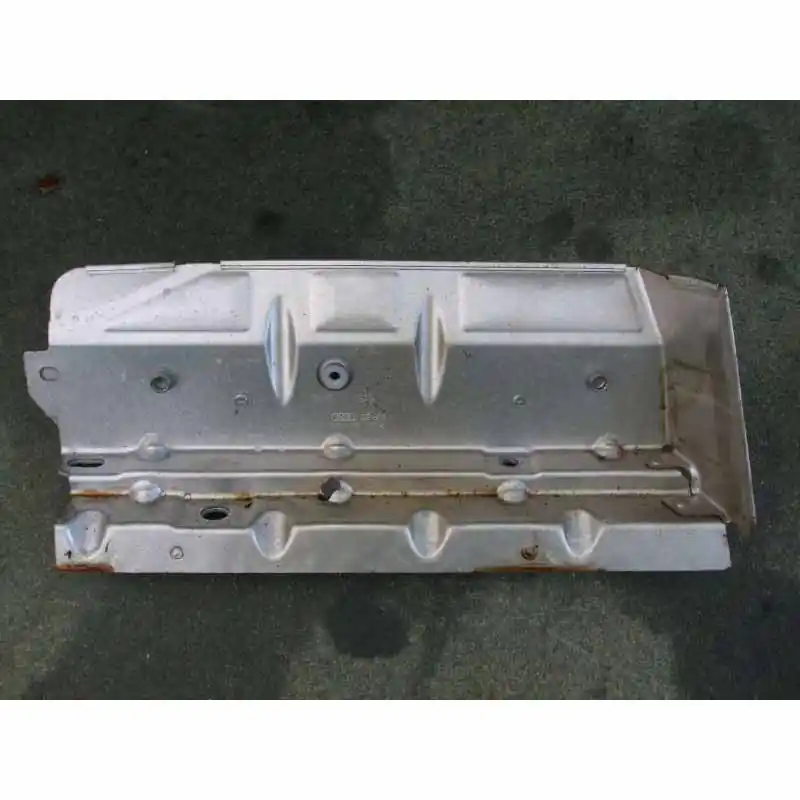 Škoda Superb II 2.0 TSI tepelný štít 06H129597K Víkendová Akce